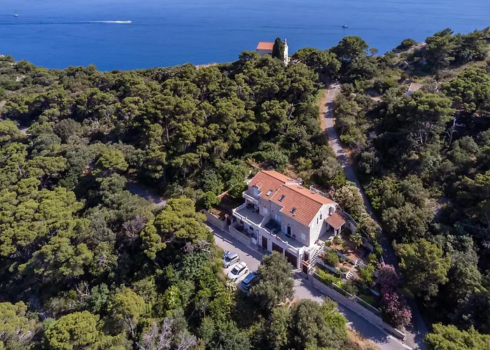 Villa Elixir