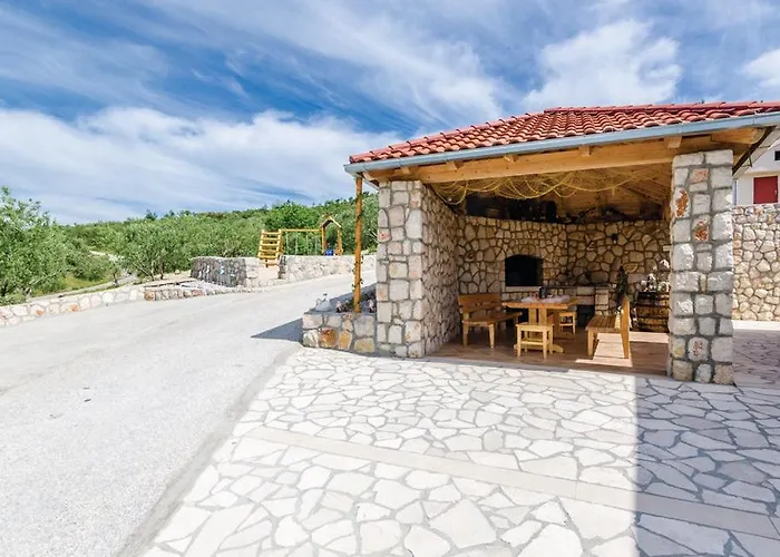 Matusic Guest House